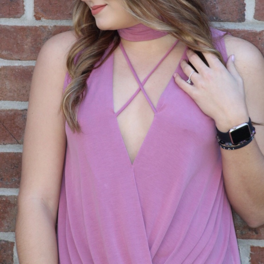 🆕 Crisscross Sleeveless Top